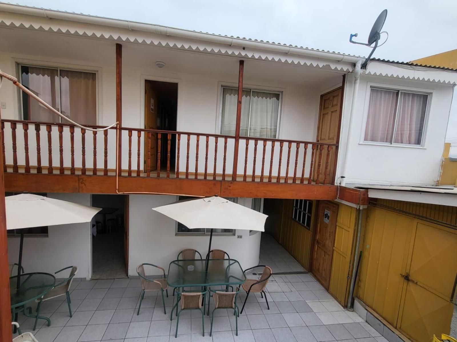 Hostal Aleja Caldera Buitenkant foto